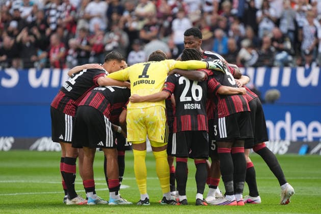 Eintracht schwört sich ein - 19.09.2026 Bundesliga, Saison 26 27: Eintracht Frankfurt vs. SC Freiburg, Deutsche Bank Park, 4. Spieltag