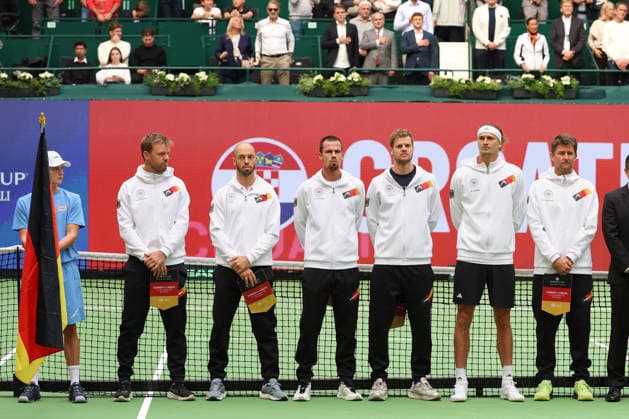 Team Germany, L-R Kevin Krawietz, Tim Puetz,Daniel Altmaier,Yannik Hanfmann,Alexander Zverev,Captain Michael Koghlmann, Davis Cup Germany vs. Croatia, Heristo Arena, Halle Westf., Germany Tennis - Davis Cup 20026 - - Heristo Arena - Halle West - Northrhine Westphalia - Germany - 19 September 2026. Copyright: xJuergenxHasenkopfx