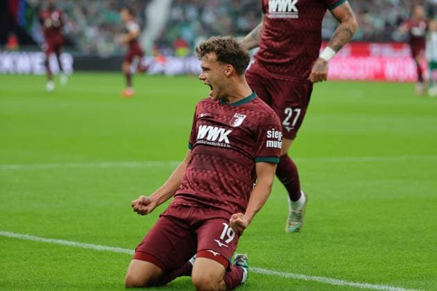 19.09.26, GER, Fussball, 1.FBL Männer, 4. Spieltag, Saison2026 2027, SV Werder Bremen vs. FC Augsburg Torjubel Jubel. Torschütze Torschuetze Robin Fellhauer (FC Augsburg 19) jubelt ueber das Tor zum 0:1 Bremen Weserstadion Bremen Germany Copyright: xnordphotoxGmbHx xTauchnitzx