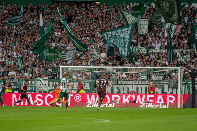 Deutschland: Fussball 1. Bundesliga, 4. Spieltag 2026 2027, Werder Bremen - FC Augsburg am 19.09.2026 in Bremen (Weserstadion): Tor zum 0:1 Robin Fellhauer (FC Augsburg, 19) Copyright: xSvenxHeidmannx