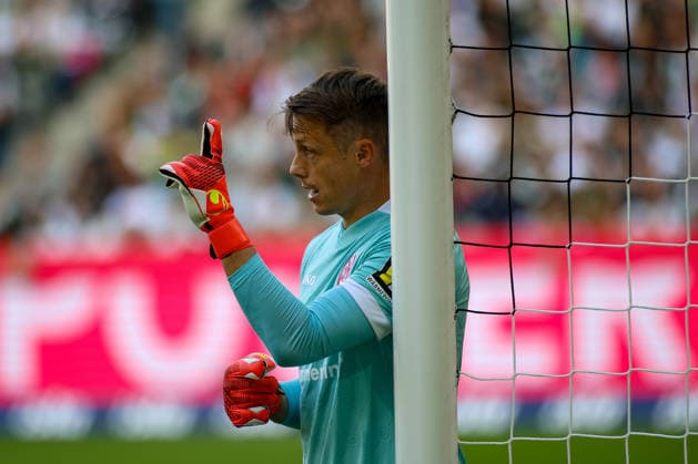 19.09.2026, GER, Fussball, Herren, Bundesliga , 1. Bundesliga, Saison 2026 2027, VfL Borussia Mönchengladbach - FSV Mainz 05 Alexander Schwolow (M05) gestikuliert, Gestik Copyright: xSvenxHanischx
