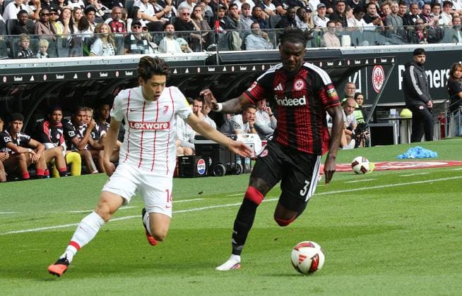19.09.2026 xmgoodx Frankfurt am Main, Deutsche Bank Park Bundesliga Saison 2026 2027 Eintracht Frankfurt - SC Freiburg Lilian Brassier (3, Eintracht Frankfurt) gegen Yuito Suzuki (Freiburg) DFL DFB REGULATIONS PROHIBIT ANY USE OF PHOTOGRAPHS AS IMAGE SEQUENCES AND OR QUASI-VIDEO.