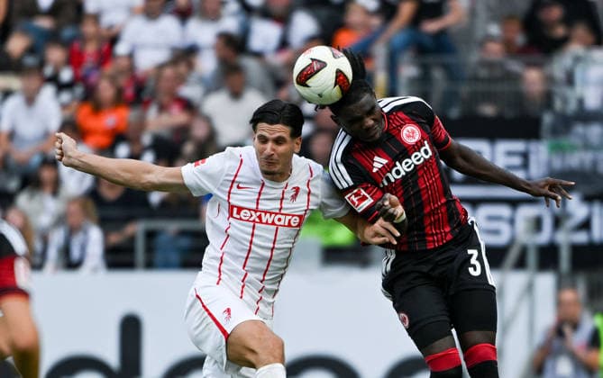 19.09.2026, xpsx, Fussball 1.Bundesliga, Eintracht Frankfurt - SC Freiburg v.l. Igor Matanovic (SC Freiburg), Lilian Brassier (Eintracht Frankfurt) (DFL DFB REGULATIONS PROHIBIT ANY USE OF PHOTOGRAPHS as IMAGE SEQUENCES and or QUASI-VIDEO) emspor Frankfurt