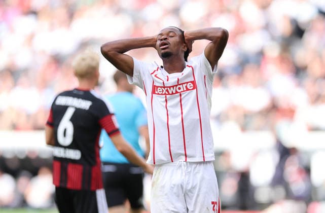 19.09.2026, Fussball Bundesliga, Eintracht Frankfurt - SC Freiburg, v.l., Jordy Makengo (SC Freiburg) enttaeuscht, enttaeuscht schauend, dissapointed, traurig, frustiert, frust, gefrustet, frustrated DFL DFB REGULATIONS PROHIBIT ANY USE OF PHOTOGRAPHS AS IMAGE SEQUENCES AND OR QUASI-VIDEO. xdcx Copyright: HMBxMedia Claus