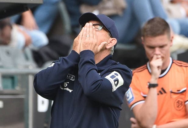 19.09.2026, xhbx, Fussball 1.Bundesliga, Borussia Moenchengladbach - 1.FSV Mainz 05 v.l. Trainer Urs Fischer (FSV Mainz 05) enttäuscht, enttäuscht schauend, dissapointed (DFL DFB REGULATIONS PROHIBIT ANY USE OF PHOTOGRAPHS as IMAGE SEQUENCES and or QUASI-VIDEO) Moenchengladbach