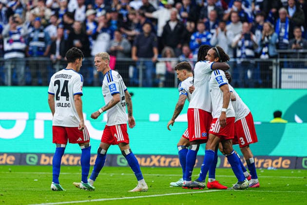 Torjubel Hamburger SV nach Tor zum 2:0 Yussuf Poulsen (Hamburger SV, 15) GER, Hamburger SV vs. 1. FC Köln, Fußball, 1. Bundesliga, Spieltag 04, Saison 2026 2027, 19.09.2026 DFL REGULATIONS PROHIBIT ANY USE OF PHOTOGRAPHS AS IMAGE SEQUENCES AND OR QUASI-VIDEO GER, Hamburger SV vs. 1. FC Köln, Fußball, 1. Bundesliga, Spieltag 04, Saison 2026 2027, 19.09.2026 Hamburg Copyright: xEibner-Pressefoto MarcelxvonxFehrnx EP_MFN