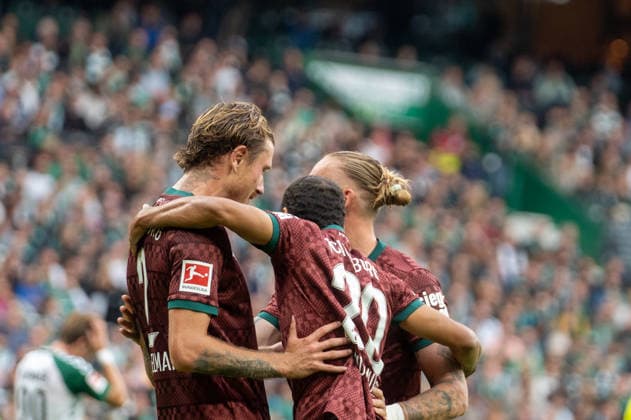 Deutschland: Fussball 1. Bundesliga, 4. Spieltag 2026 2027, Werder Bremen - FC Augsburg am 19.09.2026 in Bremen (Weserstadion): Tor zum 0:2 Calvin Brackelmann (FC Augsburg, 2) Jubel, Freude, Torjubel, Emotionen Copyright: xSvenxHeidmannx