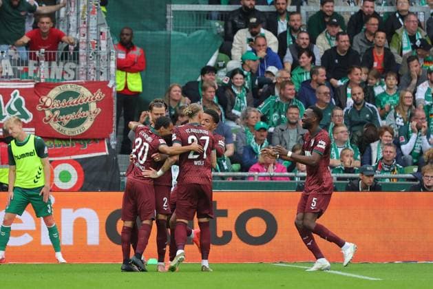 19.09.26, GER, Fussball, 1.FBL Männer, 4. Spieltag, Saison2026 2027, SV Werder Bremen vs. FC Augsburg Torjubel Jubel. Torschütze Torschuetze Calvin Brackelmann (FC Augsburg 02) jubelt ueber das Tor zum 0:2 Bremen Weserstadion Bremen Germany Copyright: xnordphotoxGmbHx xTauchnitzx