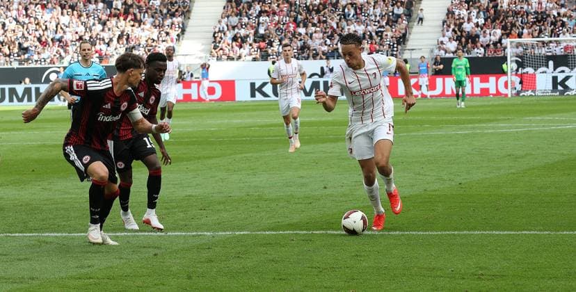 19.09.2026 xmgoodx Frankfurt am Main, Deutsche Bank Park Bundesliga Saison 2026 2027 Eintracht Frankfurt - SC Freiburg Robin Koch (4, Eintracht Frankfurt) und Noel Aseko (15, Eintracht Frankfurt) gegen Derry Scherhant (Freiburg) DFL DFB REGULATIONS PROHIBIT ANY USE OF PHOTOGRAPHS AS IMAGE SEQUENCES AND OR QUASI-VIDEO.
