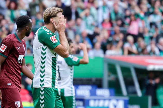 Niclas Fuellkrug (Werder Bremen) schaut enttaeuscht waehrend des spiels der 1. Bundesliga zwischen SV Werder Bremen und FC Augsburg, Weserstadion am 19. September 2026 in Bremen, Deutschland. (Foto von Marco Steinbrenner DeFodi Images) +++ Niclas Fuellkrug (Werder Bremen) looks dejected during the Bundesliga match between SV Werder Bremen and FC Augsburg at Weserstadion on September 19, 2026 in Bremen, Germany. (Photo by Marco Steinbrenner DeFodi Images) DFB DFL REGULATIONS PROHIBIT ANY USE OF PHOTOGRAPHS AS IMAGE SEQUENCES AND OR QUASI-VIDEO. (Photo by Marco Steinbrenner DeFodi Images) -