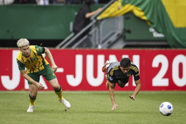THE HAGUE - (lr) Juho Kilo of ADO Den Haag and Ilyes Hamache of SC Cambuur during the Dutch Eredivisie match between ADO Den Haag and SC Cambuur at the WerkTalent Stadion on September 19, 2026 in The Hague, the Netherlands. MAURICE VAN STEEN ANP Eredivisie 2026 27 xVIxANPxSportx xxANPxIVx 569258248 originalFilename: 569258248.jpg
