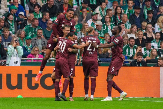 Calvin Brackelmann (FC Augsburg, 2) trifft zum 0:2 für FC Augsburg, Torjubel, Freude, Emotionen, Deutschland: Fussball, Bundesliga, Saison 2026 27, 4. Spieltag, 19.09.2026, Werder Bremen vs FC Augsburg, Weserstadion (Bremen) Copyright: xLeonxFrickx