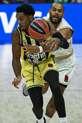 Fenerbahce Tarfin v Dubai Basketball - EuroLeague Basketball SuperCup ABU DHABI, UNITED ARAB EMIRATES - SEPTEMBER 19: Trent Forrest (L) of Fenerbahce Tarfin in action against Elie Okobo (R) of Dubai Basketball during the EuroLeague Basketball SuperCup third-place game between Dubai Basketball and Fenerbahce Tarfin at Etihad Arena in Abu Dhabi, United Arab Emirates, on September 19, 2026. Hassan al Raisi Anadolu Abu Dhabi United Arab Emirates. Editorial use only. Please get in touch for any other usage.  Copyright: x2026xAnadoluxHassanxalxRaisix