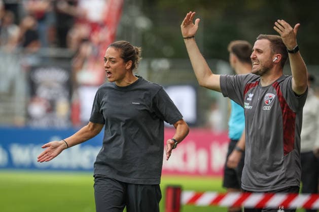 3. Liga - Saison 2026 27 - Victoria Köln - FC Ingolstadt 04 - Cheftrainerin Sabrina Wittmann (FCI) - Co-Trainer Fabian Reichler (FCI) - Foto: Meyer Jürgen 3. Liga - Saison 2026 27 - Victoria Köln - FC Ingolstadt 04