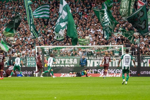 Deutschland: Fussball 1. Bundesliga, 4. Spieltag 2026 2027, Werder Bremen - FC Augsburg am 19.09.2026 in Bremen (Weserstadion): Tor zum 2:2 Niclas Füllkrug (Werder Bremen, 10) Copyright: xSvenxHeidmannx