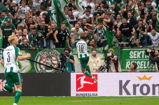 Deutschland: Fussball 1. Bundesliga, 4. Spieltag 2026 2027, Werder Bremen - FC Augsburg am 19.09.2026 in Bremen (Weserstadion): Tor zum 2:2 Niclas Füllkrug (Werder Bremen, 10) Jubel, Freude, Torjubel, Emotionen Copyright: xSvenxHeidmannx