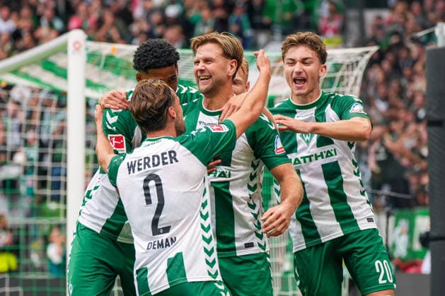 Tor zum 2:2 für Werder Bremen durch Niklas Füllkrug (Werder Bremen, 10), Torjubel, Emotionen, Freude, Deutschland: Fussball, Bundesliga, Saison 2026 27, 4. Spieltag, 19.09.2026, Werder Bremen vs FC Augsburg, Weserstadion (Bremen) Copyright: xLeonxFrickx