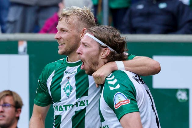 Mitchell Weiser (Werder Bremen) bejubelt seinen Treffer zum 3:2 mit Marco Gruell (Werder Bremen) waehrend des spiels der 1. Bundesliga zwischen SV Werder Bremen und FC Augsburg, Weserstadion am 19. September 2026 in Bremen, Deutschland. (Foto von Marco Steinbrenner DeFodi Images) +++ Mitchell Weiser (Werder Bremen) celebrates after scoring his teams third Goal with Marco Gruell (Werder Bremen) during the Bundesliga match between SV Werder Bremen and FC Augsburg at Weserstadion on September 19, 2026 in Bremen, Germany. (Photo by Marco Steinbrenner DeFodi Images) DFB DFL REGULATIONS PROHIBIT ANY USE OF PHOTOGRAPHS AS IMAGE SEQUENCES AND OR QUASI-VIDEO. (Photo by Marco Steinbrenner DeFodi Images) -