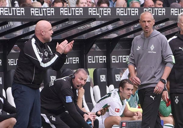 19.09.2026, xhbx, Fussball 1.Bundesliga, Borussia Moenchengladbach - 1.FSV Mainz 05 v.l. Rouven Schröder (Borussia Mönchengladbach), Interimstrainer Jan-Moritz Lichte (Borussia Mönchengladbach) (DFL DFB REGULATIONS PROHIBIT ANY USE OF PHOTOGRAPHS as IMAGE SEQUENCES and or QUASI-VIDEO) Moenchengladbach