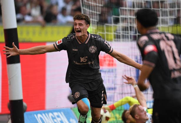 19.09.2026, xophax, Fussball 1.Bundesliga.DFL.Fußball. Bor.Mönchengladbach gegen 1.FSV Mainz 05. Eric Martel ( Mainz 05 ) erzielt das 3 zu 2 für Mainz. (DFL DFB REGULATIONS PROHIBIT ANY USE OF PHOTOGRAPHS as IMAGE SEQUENCES and or QUASI-VIDEO) Mönchengladbach