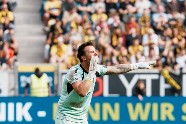 Deutschland: Fussball 3. Liga 2026 - 2027, 7. Spieltag - Alemannia Aachen vs Fortuna Düsseldorf - Tivoli (Aachen): Manuel Riemann (Alemannia Aachen, 1) schreit, Schreien, Anweisungen, Emotionen, zeigen, Gestik, Mimik, Porträt Copyright: xThiemoxRudolphx
