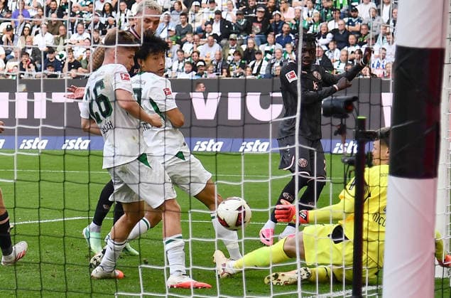 19.09.2026, xhbx, Fussball 1.Bundesliga, Borussia Moenchengladbach - 1.FSV Mainz 05 v.l. Goal scored, Tor zum 2:4 durch Danny da Costa (FSV Mainz 05) (DFL DFB REGULATIONS PROHIBIT ANY USE OF PHOTOGRAPHS as IMAGE SEQUENCES and or QUASI-VIDEO) Moenchengladbach