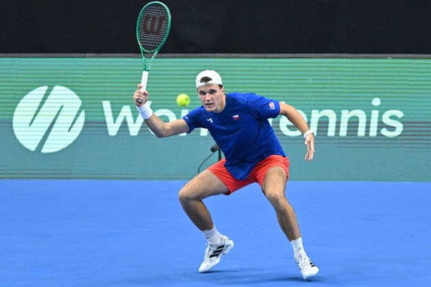 2026 Davis Cup men s team tennis World Championship, WM, Weltmeisterschaft match between the Czech Republic and the United States in Prague, Czech Republic, on September 19, 2026. Match Ben Shelton of USA against Jakub Mensik (pictured) of Czech Republic. (CTKxPhoto MichaelaxRihova) CTKPhotoP2026091904739  CTKPhotoP2026091904739