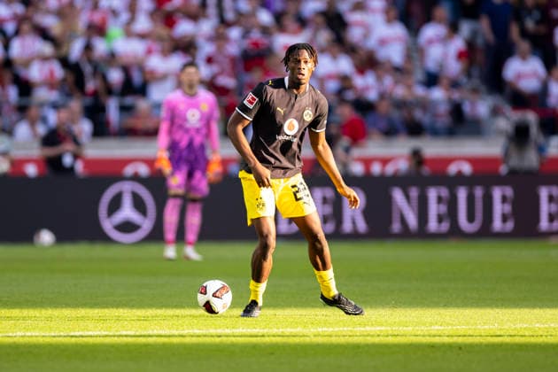 19.09.2026, Fussball, 4. Spieltag der 1. Fussball Bundesliga, VfB Stuttgart - Borussia Dortmund. Joane Gadou (Borussia Dortmund). Stuttgart MHP Arena Baden-Württemberg Deutschland xRHR-FOTO DEx Copyright: DennisxEwert RHR-FOTOx RHR-FOTO DE