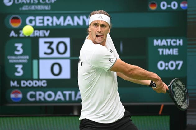Alexander ZVEREV (GER) Aktion, match1: Alexander ZVEREV (GER) - Matej DODIC (CRO) Deutschland (GER) - Kroatien (CRO) Tennis Davis Cup Qualifiers Round 2 am 19.09.2026 in der Heristo Arena Halle Westfalen, Deutschland. Â