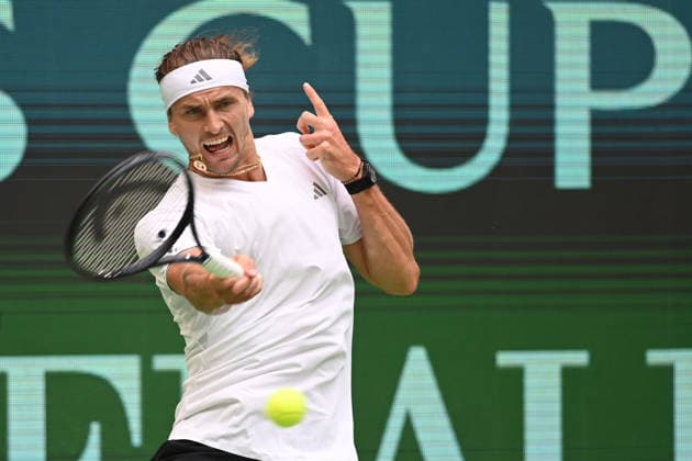 Alexander ZVEREV (GER) Aktion, match1: Alexander ZVEREV (GER) - Matej DODIC (CRO) Deutschland (GER) - Kroatien (CRO) Tennis Davis Cup Qualifiers Round 2 am 19.09.2026 in der Heristo Arena Halle Westfalen, Deutschland. Â