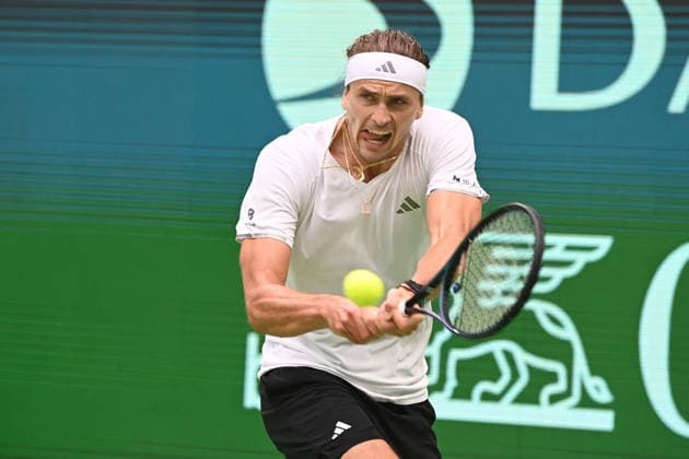 Alexander ZVEREV (GER) Aktion, match1: Alexander ZVEREV (GER) - Matej DODIC (CRO) Deutschland (GER) - Kroatien (CRO) Tennis Davis Cup Qualifiers Round 2 am 19.09.2026 in der Heristo Arena Halle Westfalen, Deutschland. Â