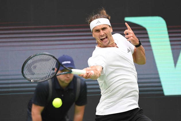 Alexander ZVEREV (GER) Aktion, match1: Alexander ZVEREV (GER) - Matej DODIC (CRO) Deutschland (GER) - Kroatien (CRO) Tennis Davis Cup Qualifiers Round 2 am 19.09.2026 in der Heristo Arena Halle Westfalen, Deutschland. Â