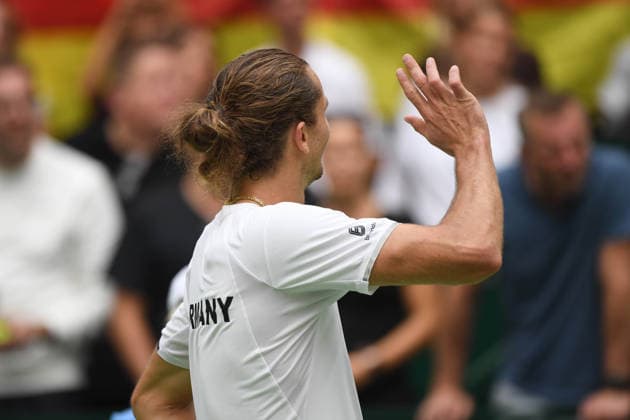 Alexander ZVEREV (GER) Jubel, jubeln, Freude, cheers, Schlussjubel, Sieger, winner, match1: Alexander ZVEREV (GER) - Matej DODIC (CRO) Deutschland (GER) - Kroatien (CRO) Tennis Davis Cup Qualifiers Round 2 am 19.09.2026 in der Heristo Arena Halle Westfalen, Deutschland. Â