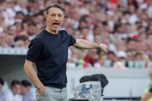 Im Bild: Anweisungen von Trainer Niko Kovac (Borussia Dortmund) 19.09.2026, VfB Stuttgart - Borussia Dortmund, 1. Bundesliga, 4. Spieltag, Deutschland, Stuttgart, MHP Arena, DFL REGULATIONS PROHIBIT ANY USE OF PHOTOGRAPHS AS IMAGE SEQUENCES AND OR QUASI-VIDEO. Copyright: HMBxMedia xJulienxBecker