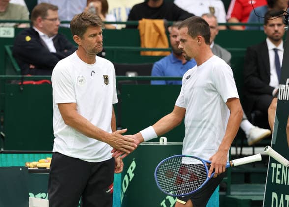 Team Germany, Captain Michael Kohlmann,Daniel Altmaier, Davis Cup Germany vs. Croatia, Heristo Arena, Halle Westf., Germany Tennis - Davis Cup 20026 - - Heristo Arena - Halle West - Northrhine Westphalia - Germany - 19 September 2026. Copyright: xJuergenxHasenkopfx