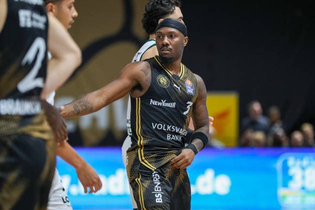 19.09.2026, xgox, Basketball - easyCredit BBL, Basketball Loewen Braunschweig - Gladitors Trier emspor, v.l. Dejour Reaves (Braunschweig, 3) Braunschweig