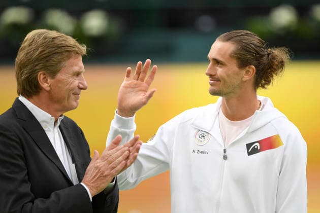 v.l. Dietloff von ARNIM, Praesident Deutscher Tennis-Bund DTB, Alexander ZVEREV (GER) Ehrung fuer Alexander ZVEREV (GER) fuer seinen Sieg bei den US Open, Deutschland (GER) - Kroatien (CRO) Tennis Davis Cup Qualifiers Round 2 am 19.09.2026 in der Heristo Arena Halle Westfalen, Deutschland. Â