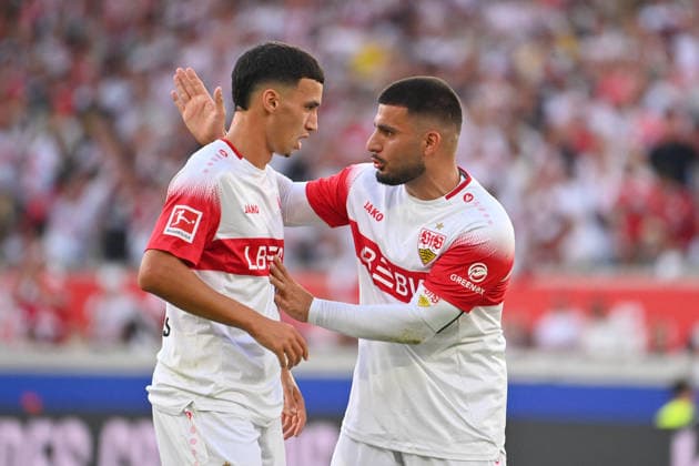 v.re:Deniz UNDAV (VFB Stuttgart), Bilal EL KHANNOUSS (VFB Stuttgart), Redebedarf.Gestik, Fussball 1. Bundesliga Saison 2026 2027, 4.Spieltag, Spieltag04, VfB Stuttgart - Borussia Dortmund am 19.09.2026 , MHP ARENA