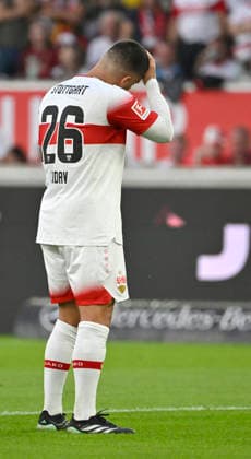 Deniz Undav VfB Stuttgart (26) Enttaeuschung enttaeuscht nach vergebener Torchance Gestik Geste nach fehlerhaften Abspiel von Ermedin Demirovic VfB Stuttgart (09) (nicht im Bild) VfB Stuttgart vs Borussia Dortmund BVB 19.09.2026 DFL REGULATIONS PROHIBIT ANY USE OF PHOTOGRAPHS AS IMAGE SEQUENCES AND OR QUASI-VIDEO VfB Stuttgart vs Borussia Dortmund BVB