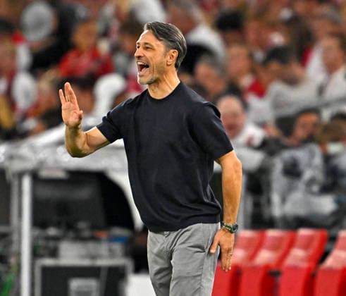 19.09.2026, Fussball 1. Bundesliga 2026 2027, 4.Spieltag, VfB Stuttgart - Borussia Dortmund, in der MHP-Arena Stuttgart, Trainer Niko Kovac (Borussia Dortmund) gestikuliert