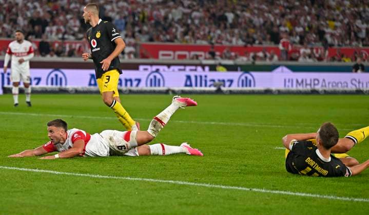 19.09.2026, Fussball 1. Bundesliga 2026 2027, 4.Spieltag, VfB Stuttgart - Borussia Dortmund, in der MHP-Arena Stuttgart, Ermedin Demirovic (Stuttgart) am Boden