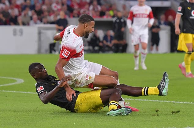 19.09.2026, xblx, Fussball 1.Bundesliga, VfB Stuttgart - Borussia Dortmund v.l. Serhou Guirassy (Borussia Dortmund), Josha Vagnoman (VfB Stuttgart) (DFL DFB REGULATIONS PROHIBIT ANY USE OF PHOTOGRAPHS as IMAGE SEQUENCES and or QUASI-VIDEO) Stuttgart