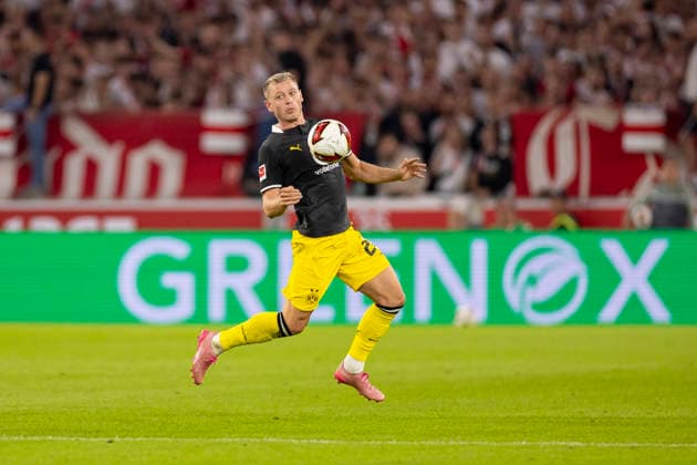 19.09.2026, Fussball, 4. Spieltag der 1. Fussball Bundesliga, VfB Stuttgart - Borussia Dortmund. Julian Ryerson (Borussia Dortmund). Stuttgart MHP Arena Baden-Württemberg Deutschland xRHR-FOTO DEx Copyright: DennisxEwert RHR-FOTOx RHR-FOTO DE