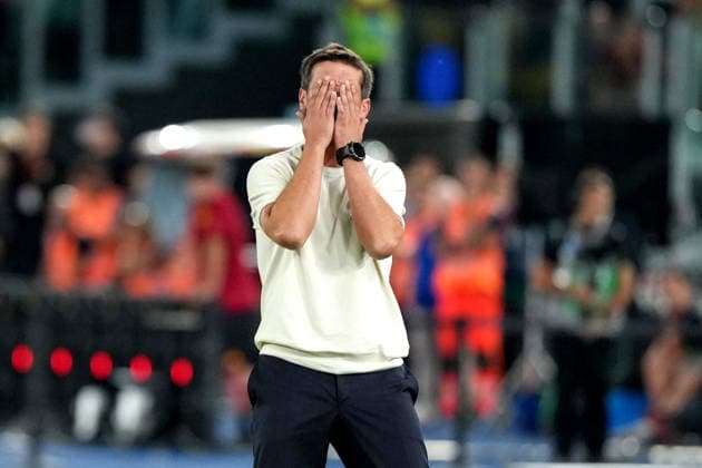 Dejection of Cristian Chivu, head coach of FC Internazionale, during the Serie A 2026 2027 football match between AS Roma and FC Internazionale at Stadio Olimpico in Rome (Italy), September 19, 2026. antoniettaxbaldassarre