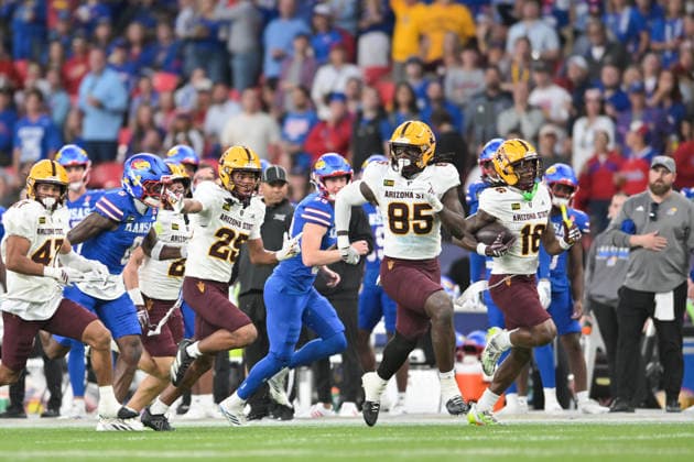 Jaren Hamilton of Arizona State University Sun Devils with a kick off return to score a touchdown early in the third quarter during the Union Jack Classic Big 12 Conference match between University of Kansas Jayhawks and Arizona State University Sun Devils at Wembley Stadium, London, England on 19 September 2026. Copyright: xPhilxHutchinsonx 45400024