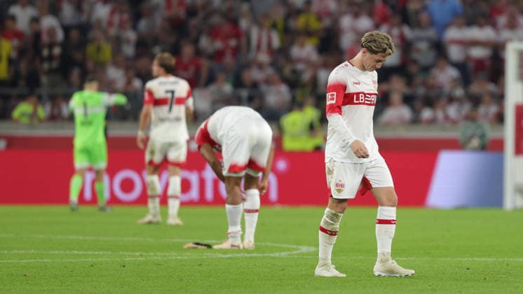 19.09.2026, Deutschland, Stuttgart, Fußball Bundesliga, VfB Stuttgart vs. Borussia Dortmund, Maximilian Mittelstädt (VfB) Angelo Stiller (VfB)