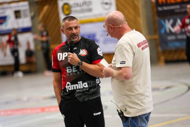 Dubravko PrelÄec (HL Buchholz 08-Rosengarten, Trainer) GER, SG Nuertingen-Zizishausen vs. HL Buchholz 08-Rosengarten, Handball, 2. ALSCO Handball Bundesliga Frauen, 4. Spieltag, Spielzeit 2026 2027, 19.09.2026 GER, SG Nuertingen-Zizishausen vs. HL Buchholz 08-Rosengarten, Handball, 2. ALSCO Handball Bundesliga Frauen, 4. Spieltag, Spielzeit 2026 2027, 19.09.2026 Steinenberg Copyright: xEibner-Pressefoto SoerenxHerwegx EP_SHG