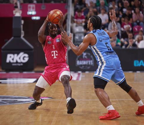 John-Michael Wright Telekom Baskets Bonn vs. Veolia Towers Hamburg 1.Spieltag - Saison 2026 27