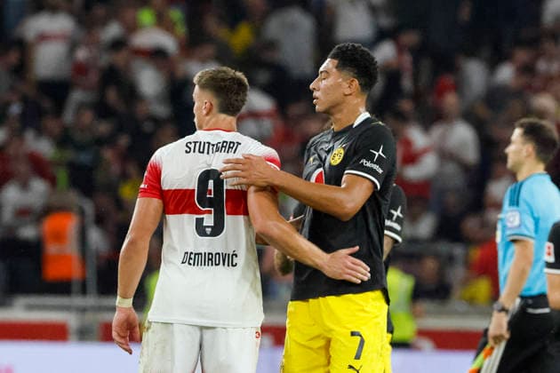 Ermedin Demirovic (VfB Stuttgart, 09) und Jobe Bellingham (BVB Dortmund, 07) nach dem Spiel , Deutschland, Fussball, 1. Bundesliga, 4.Spieltag, 2026 2027, VfB Stuttgart vs. Borussia Dortmund, 19.09.2026, Stuttgart MHP Arena Deutschland Copyright: xGrantxHubbsx