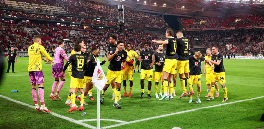 19.09.2026, Deutschland, Stuttgart, Fußball Bundesliga, VfB Stuttgart vs. Borussia Dortmund, Jubel, Schlußjubel Dortmund
